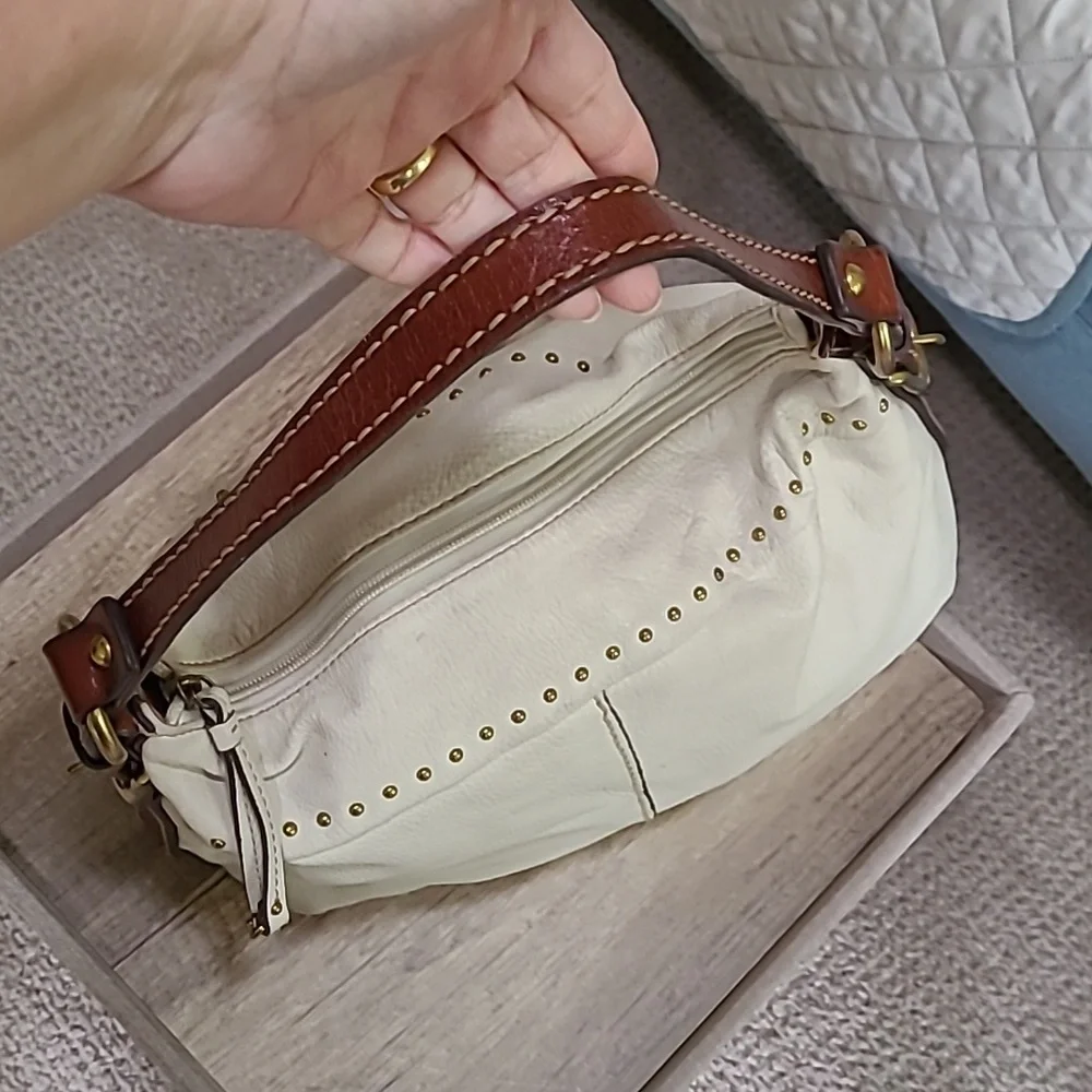 Fossil Leather Shoulder Bag  With Stud Detailing Vintage BOHO - Picture 6 of 15